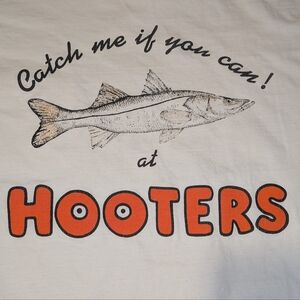 Hooters Vintage Ft Myers Beach 90s Tee Men's XL